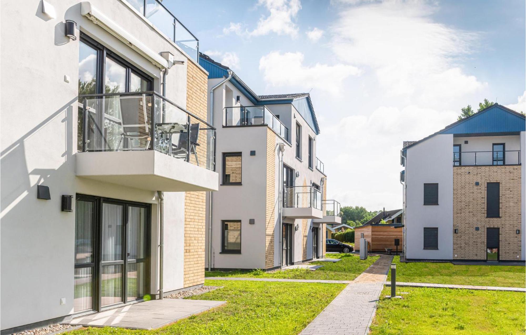 Nice Apartment In Rechlin With House Sea View Exterior photo